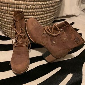 Sorel size 7